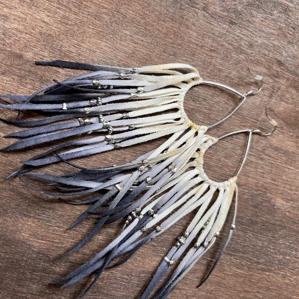 Idyllwind Gray & White suede fringe earrings, with silver accents